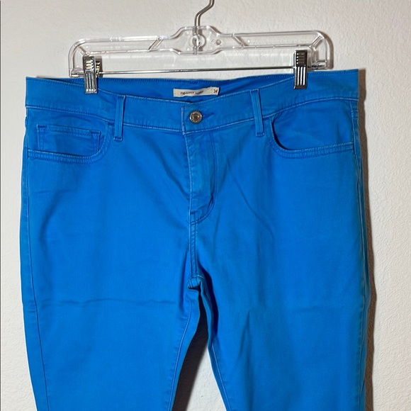 Levi’s 710 Stretch Light Blue Skinny Jeans - Picture 10 of 14